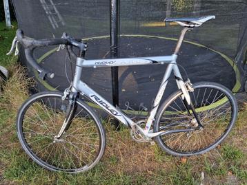 Koers fiets Ridley beschikbaar voor biedingen