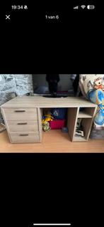 Bureau met laden, Ophalen, Bureau