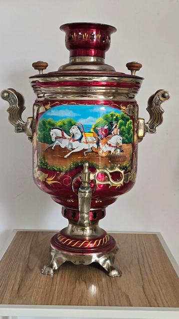 Kolen Samovar handgeschilderd "de Trojka van de paarden" 5l. beschikbaar voor biedingen