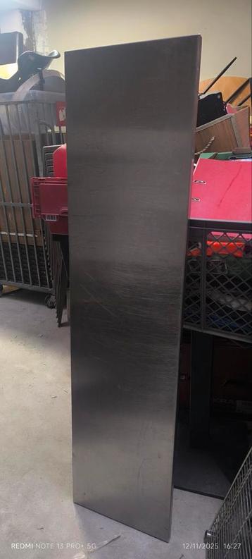 Etagere inox  beschikbaar voor biedingen