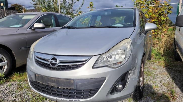opel corsa 1.2i wordt GEKEURD AIRCO 164000km 5deurs 2011, Auto's, Opel, Bedrijf, Te koop, Corsa, ABS, Airbags, Airconditioning
