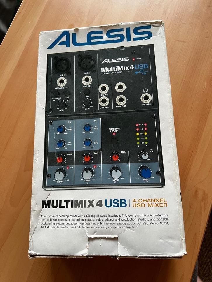Alesis Multimix 4 USB, Muziek en Instrumenten, Soundmodules, Zo goed als nieuw, Alesis, Ophalen of Verzenden
