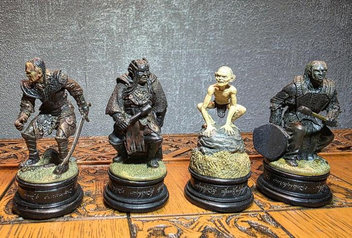 Pièces échecs Seigneur des Anneaux, Verzamelen, Lord of the Rings, Zo goed als nieuw, Spel, Ophalen