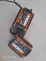 2x batterij worx + oplader, Doe-het-zelf en Bouw, Gereedschap | Machine-onderdelen en Toebehoren, Ophalen of Verzenden, Zo goed als nieuw