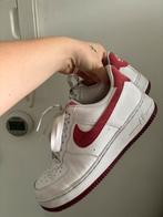 Nike air force 1’s dragon red, Ophalen