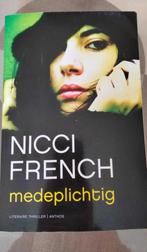 Medeplichtig - Nicci French, Boeken, Gelezen, Ophalen of Verzenden, Nicci French