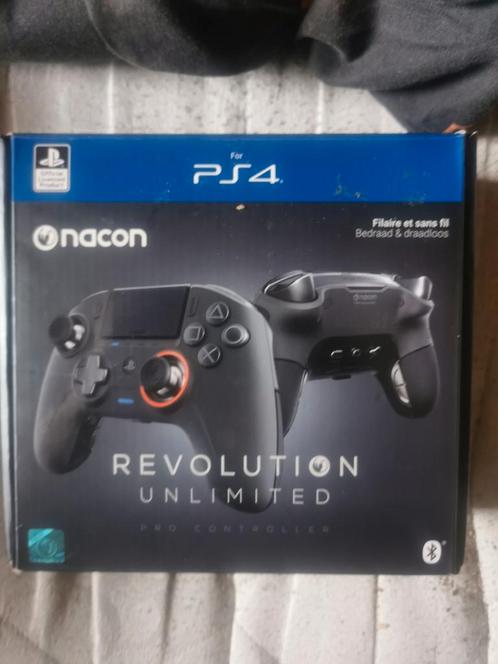 Revolution Unlimited Pro, Games en Spelcomputers, Spelcomputers | Sony Consoles | Accessoires, Zo goed als nieuw, PlayStation 4