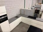 Moderne Hoogglans Witte Hoekkeuken + Apparatuur GEDEMOMTEERD