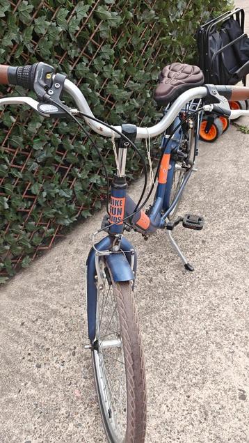 Een fiets van zeer goede kwaliteit, geschikt voor zowel jong