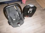 Maxi cosy family fix autosteun + Pebble, Ophalen, Isofix