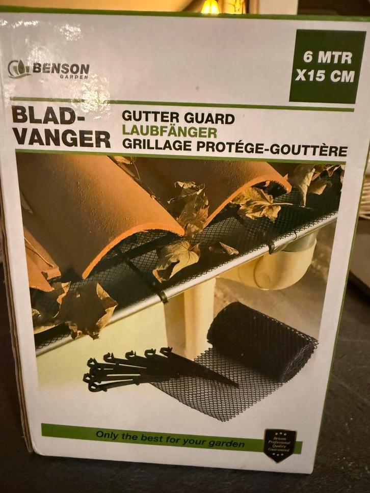 Grillage protège gouttière, Doe-het-zelf en Bouw, IJzerwaren en Bevestigingsmiddelen, Nieuw, Overige typen, 250 mm of meer, Ophalen of Verzenden