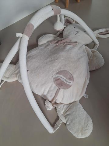 Baby speelmat Doudou et Compagnie
( super zacht) beschikbaar voor biedingen