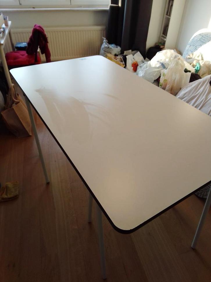 Urgent-Table bureau avec tréteaux, Maison & Meubles, Bureaux, Utilisé, Bureau, Enlèvement