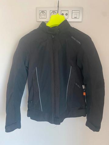 Richa dames motorjas beschikbaar voor biedingen