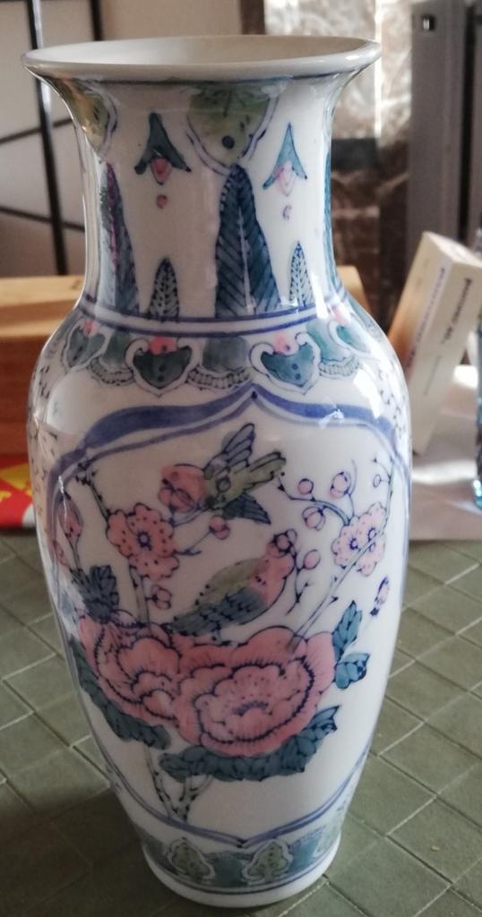 Vase chinois Peint à la main, Antiquités & Art, Enlèvement ou Envoi
