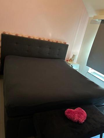 Electrische boxspring te koop beschikbaar voor biedingen