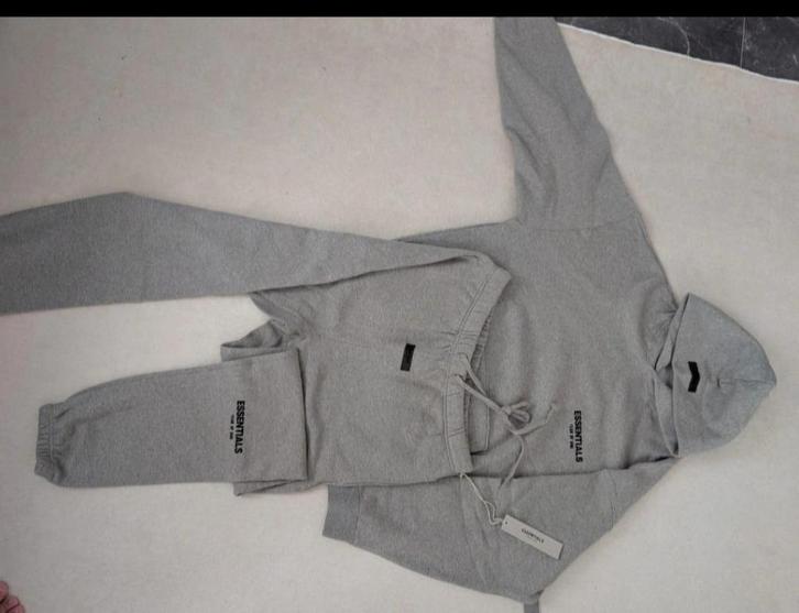 Essentials fear of god, Kleding | Heren, Heren-kledingpakketten, Nieuw, Maat 56/58 (XL), Ophalen of Verzenden