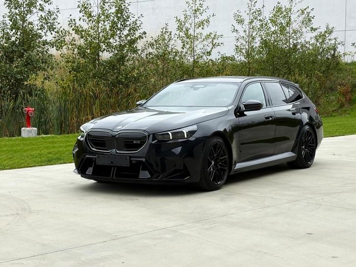 BMW M5 Touring The M5 Touring you do not need to buy, but .., Auto's, BMW, Bedrijf, Te koop, 5 Reeks, 360° camera, 4x4, ABS, Adaptive Cruise Control
