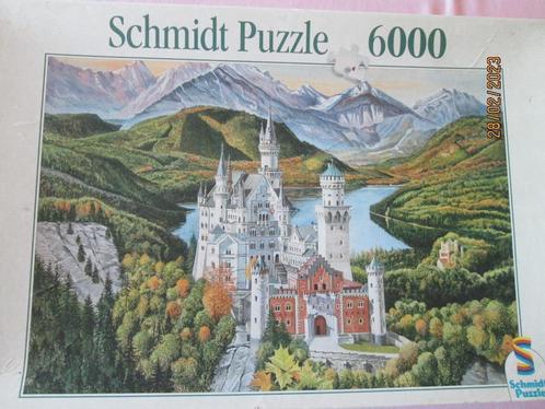 Puzzel 6000 stukjes - Kasteel Neuschwanstein, Hobby en Vrije tijd, Denksport en Puzzels, Zo goed als nieuw, Legpuzzel, Meer dan 1500 stukjes