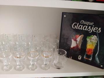 Chique Glaasjes - boek + gratis glazen  beschikbaar voor biedingen