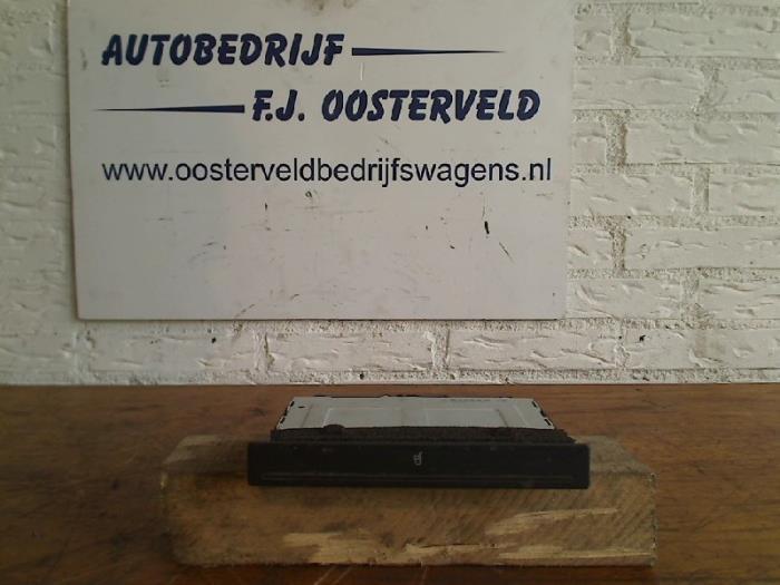 Bekerhouder van een Volkswagen Touran, Auto-onderdelen, Interieur en Bekleding, Volkswagen, Gebruikt, 3 maanden garantie, Ophalen of Verzenden