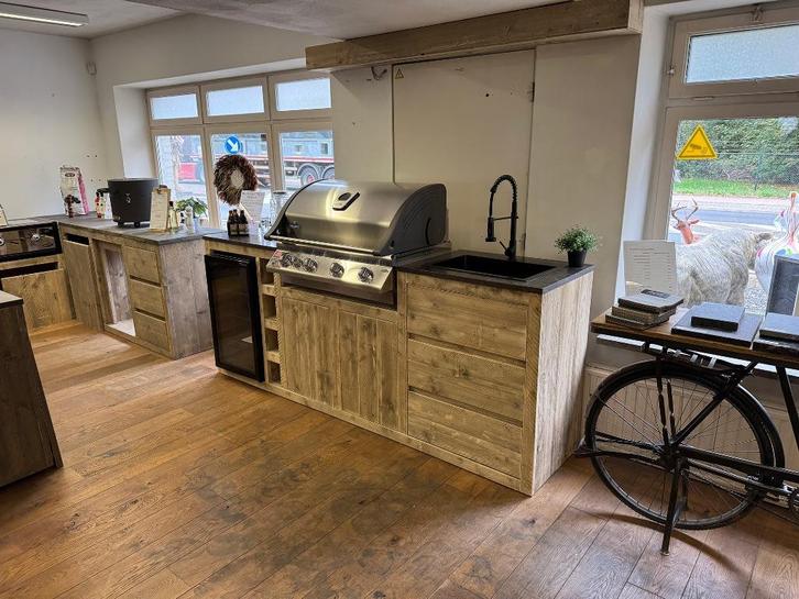 SOLDEN: Buitenkeuken met Napoleon BBQ en meer!, Tuin en Terras, Buitenkeukens, Nieuw, Gas, Inbouw, Vrijstaand, Ophalen of Verzenden