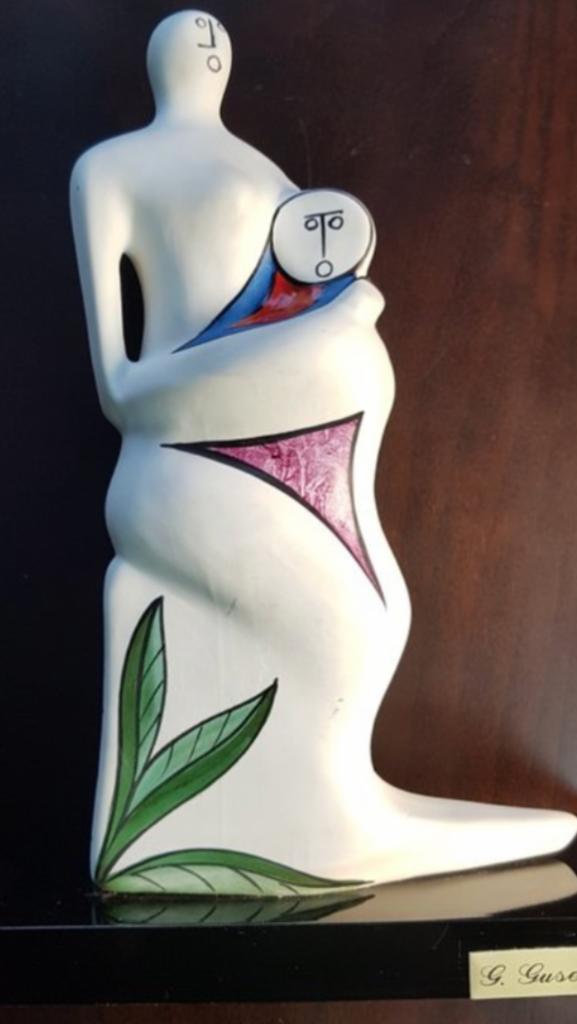 Sculpture G.Gusella - Pareja Abrazada, Antiek en Kunst, Antiek | Vazen, Ophalen of Verzenden