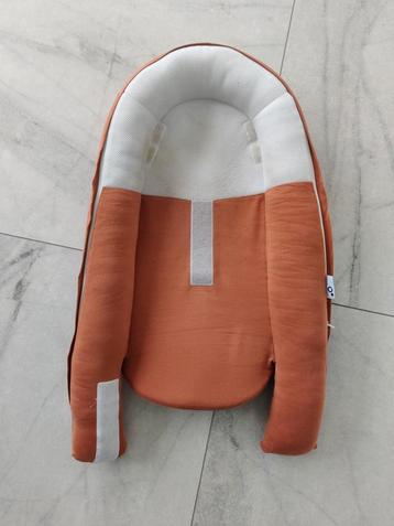 Babynestje doomoo cognac met band beschikbaar voor biedingen