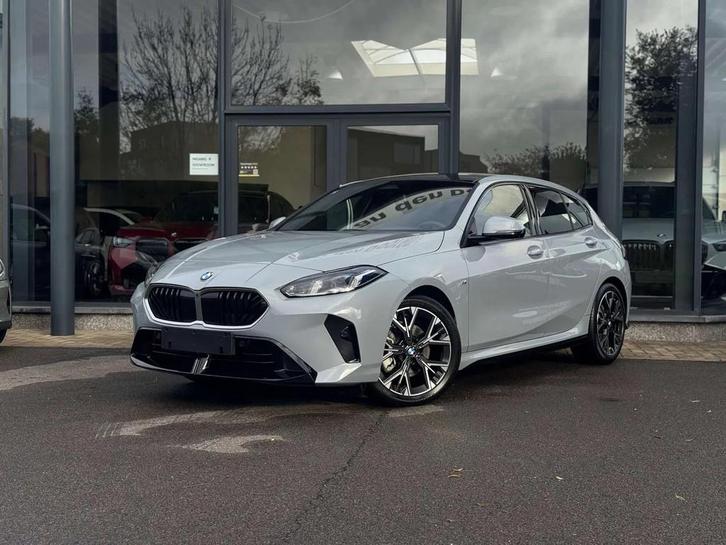 BMW 1 Serie 120 iA M Sport / HUD / 360 CAM / BLINDSPOT / KEY, Auto's, BMW, Bedrijf, Te koop, 1 Reeks, ABS, Achteruitrijcamera