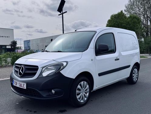 Mercedes-Benz Citan 1.5 CDI / DIESEL / MANUEEL / GEKEURD, Auto's, Bestelwagens en Lichte vracht, Particulier, ABS, Bluetooth, Radio