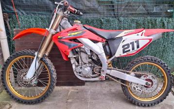Moto, Fietsen en Brommers, Ophalen of Verzenden, Zo goed als nieuw, Honda