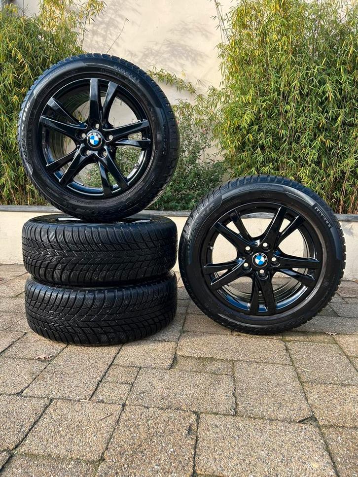 BMW 16 inch  originele winterwielenset 1en 2 serie F40 + F44, Autos : Pièces & Accessoires, Pneus & Jantes, Pneu(s), Pneus hiver