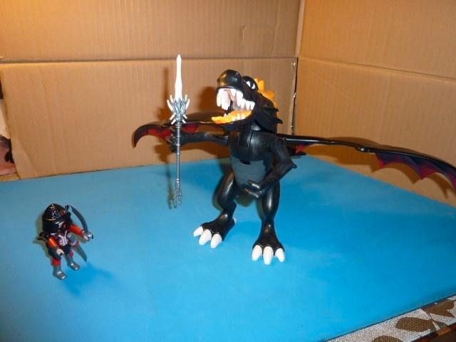 Grote draak koningsdraak lichtgevende vlam + ridder 5482, Kinderen en Baby's, Speelgoed | Playmobil, Zo goed als nieuw, Complete set