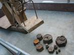 bascule weegschaal baskuul gewichten, Antiek en Kunst, Antiek | Gereedschap en Instrumenten, Ophalen