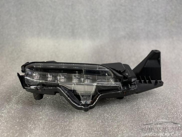 Toyota Yaris Cross 2020+ Dagrijverlichting Rechts Right 8143, Auto-onderdelen, Verlichting, Gebruikt, Ophalen of Verzenden