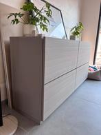 Stevige dressoir kast met leuk design, Ophalen, Zo goed als nieuw