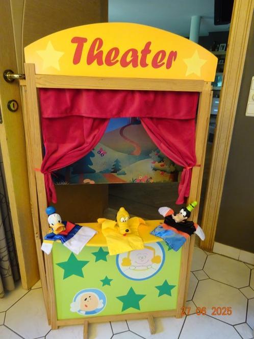 Kenza Home, zeer degelijke houten Poppenkast met 3  poppen, Kinderen en Baby's, Speelgoed | Poppen, Ophalen of Verzenden