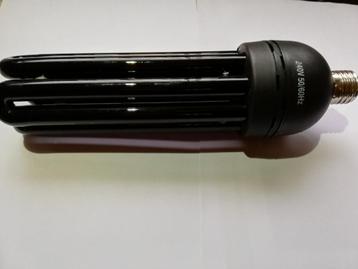 . UV.  Spaarlamp gewone. Fitting. 120 watt new verpakking.! beschikbaar voor biedingen