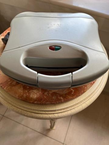 Croque Monsieur apparaat beschikbaar voor biedingen