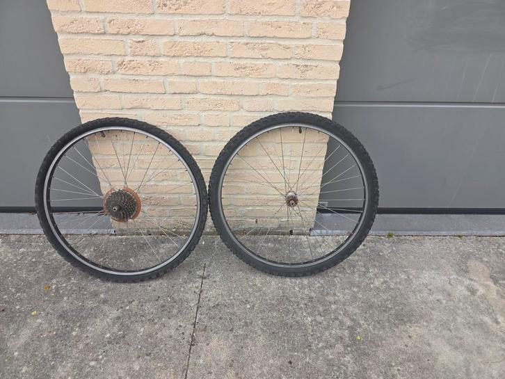 26 inch fietswielen set (voor + achter) – 7-speed cassette –, Fietsen en Brommers, Fietsonderdelen, Gebruikt, Wiel, Overige materialen