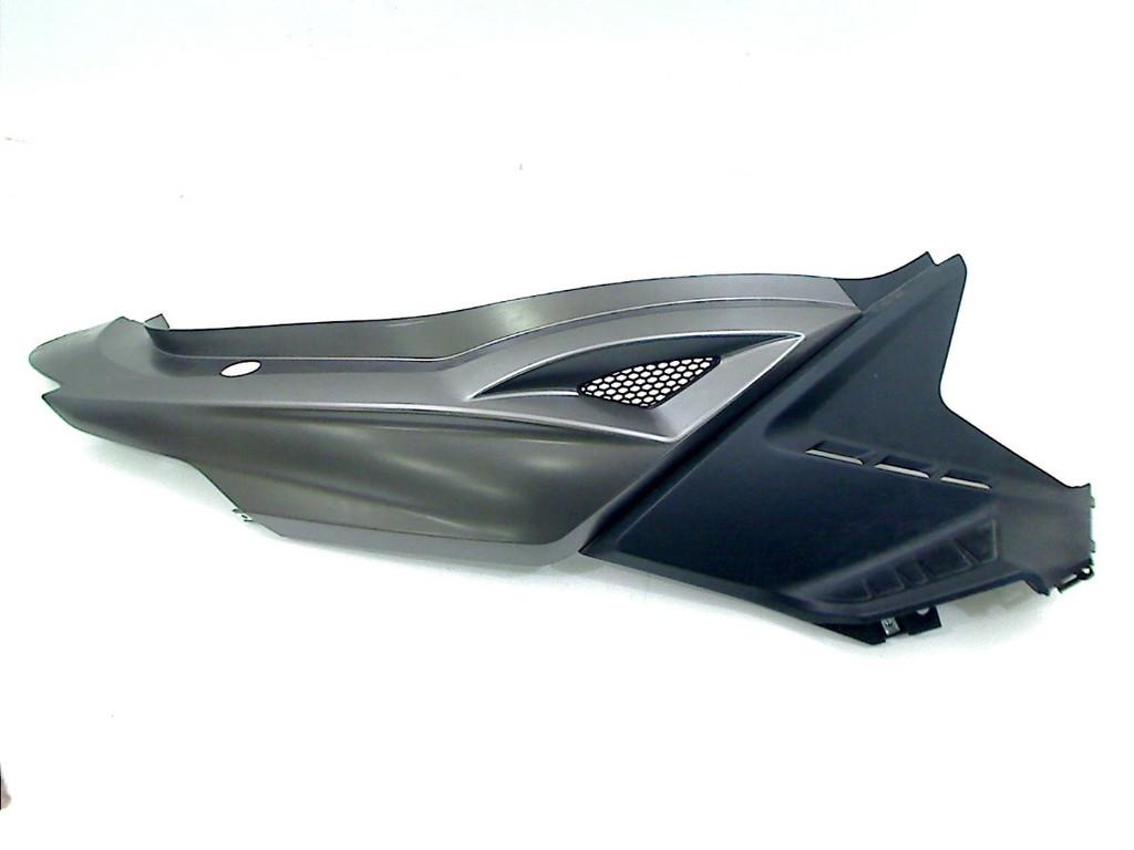 QUEUE DE CARENAGE DROIT Kymco Agility 50 16+ 2021-2023 (E5), Motos, Dhr. S. di Majo, Utilisé, Info@cama-motorparts.nl, P.J. Troelstraweg 8 8
3144 CX  MAASSLUIS, NL