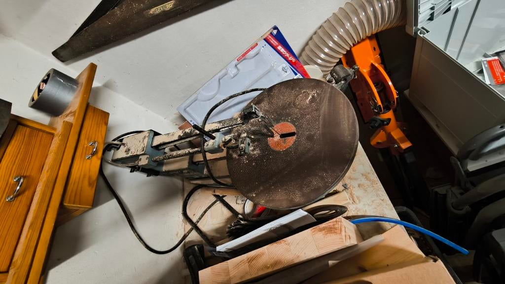 Scie à chantourner DELTA, Bricolage & Construction, Treuils et Palans, Enlèvement