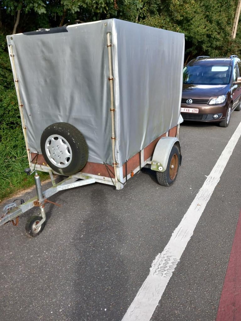 Aanhangwagen  te koop, Ophalen