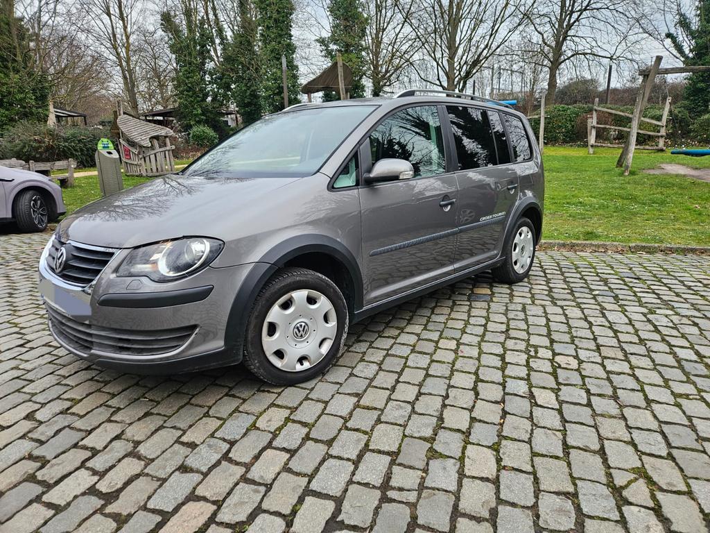 vw touran te koop, Autos, Euro 5, Achat, Beige, Boîte manuelle