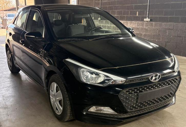 Hyundai I20 1.2airplay 5p airco 2cles euro6b Garantie 12mois, Auto's, Hyundai, Bedrijf, i20, ABS, Airbags, Airconditioning, Alarm