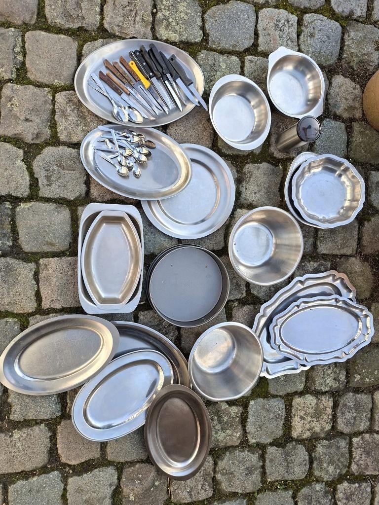 19 diverse inox schalen en kommen, Overige materialen, Nieuw, Ophalen of Verzenden, Kom(men)