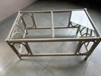 Table basse en rotin avec plateau en verre, Maison & Meubles, Moins de 50 cm, 50 à 100 cm, Enlèvement, Utilisé