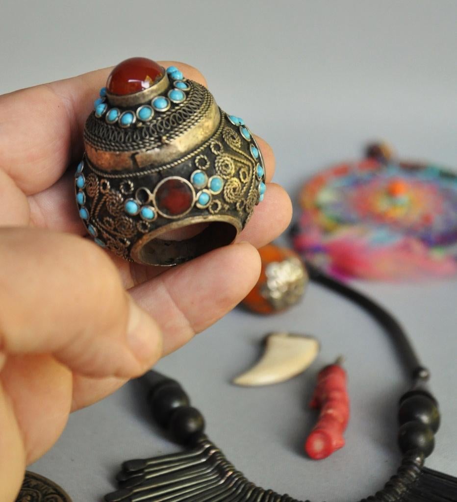 Tibetaanse/Nepal sieraden, Nepal, 2e helft 20e, (lot nr 5), Antiek en Kunst, Kunst | Niet-Westerse kunst, Ophalen of Verzenden