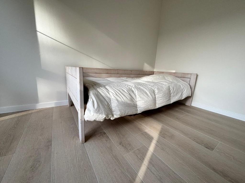 Bed - Hoogslaper: Lifetime met lattenbodem, Ophalen, 85 tot 100 cm, Gebruikt, Lattenbodem