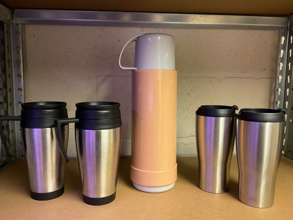 Zie foto, Ophalen, Gebruikt, Beker of Kan